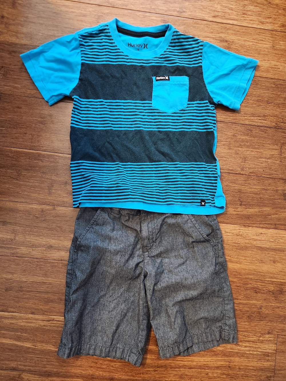 Hurley Boys Blue and Black Striped Pocket Tee Tshirt And Tony Hawk Shorts Size 5